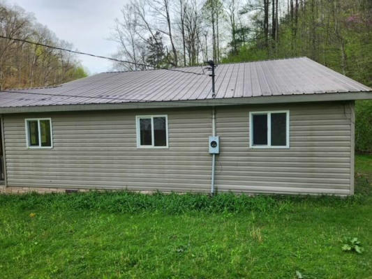 2025 BIG CARD RD, MOUTHCARD, KY 41548, photo 3 of 11