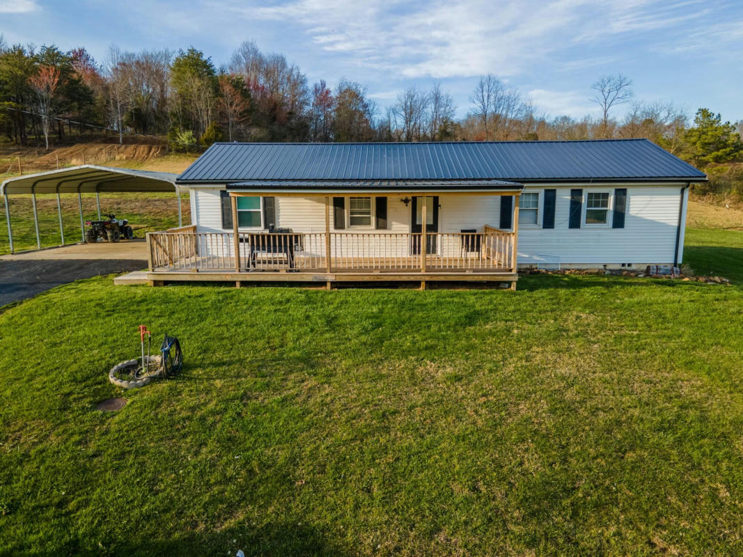 624 VICTOR MITCHELL RD, LONDON, KY 40741, photo 1 of 18