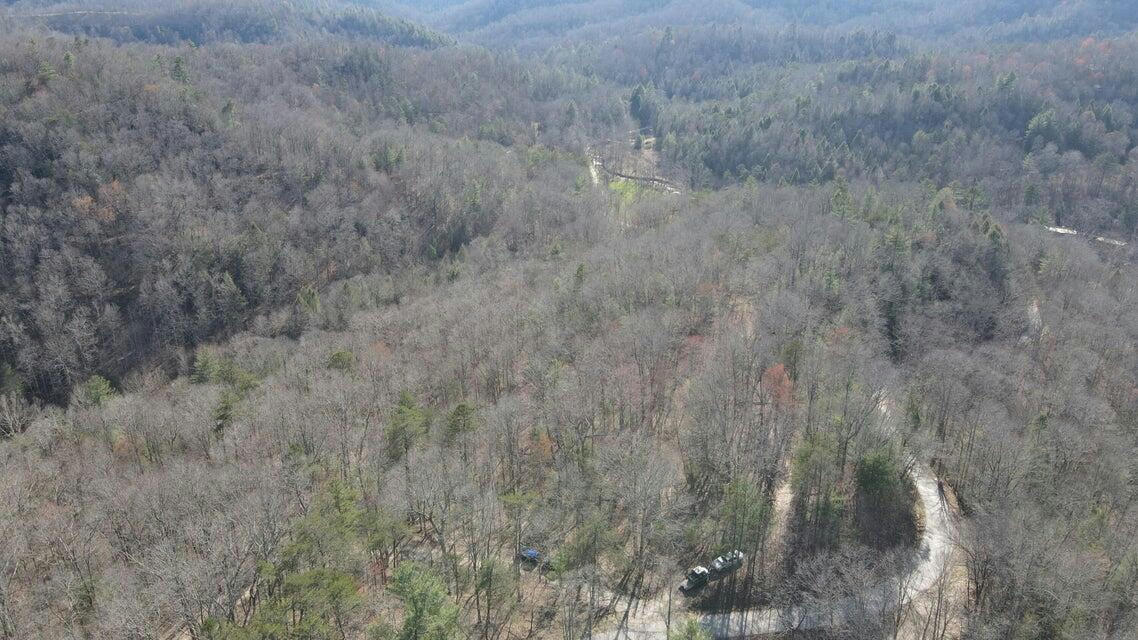 058 SOUL CANYON HIDEAWAYS, ZOE, KY 41397, photo 1 of 16