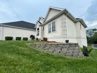 932 TURNBERRY DR, RICHMOND, KY 40475, photo 3 of 51