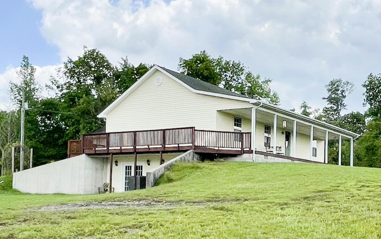 115 TOM CRAWFORD LN, CRAB ORCHARD, KY 40419, photo 1 of 62