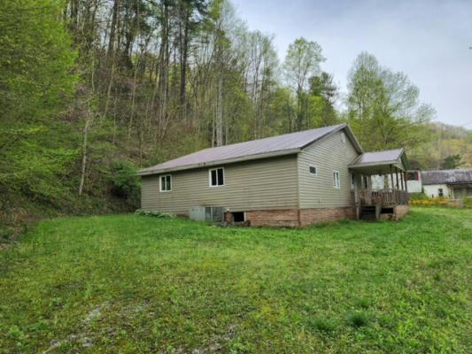2025 BIG CARD RD, MOUTHCARD, KY 41548, photo 2 of 11