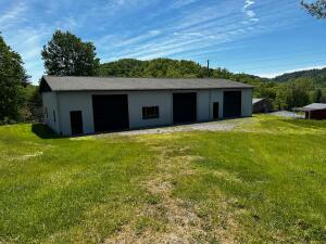 272 VALENTINE BRANCH RD, CANNON, KY 40923, photo 1 of 13