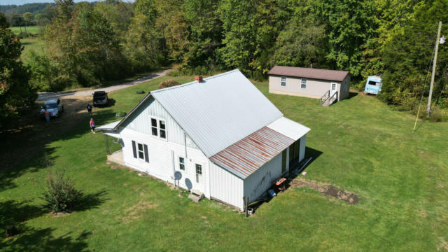 390 OLD WOODS CREEK RD, LIBERTY, KY 42539, photo 4 of 30
