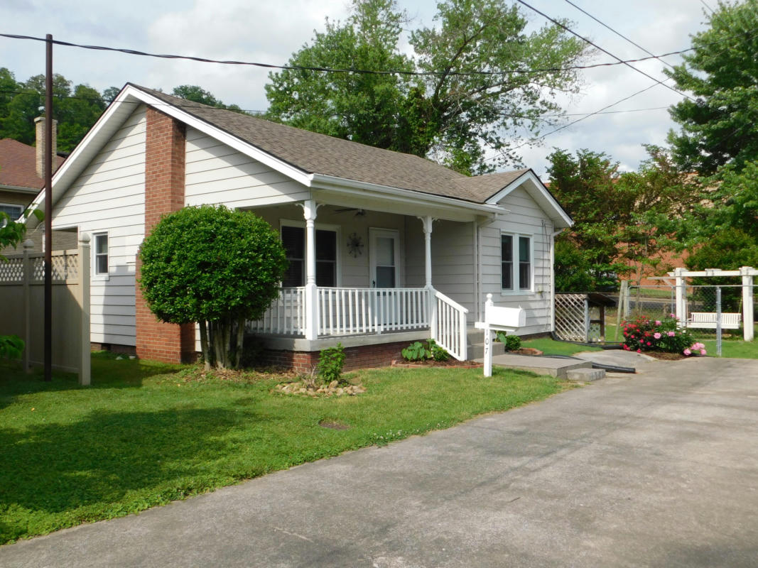 107 S 3RD ST, HARLAN, KY 40831, photo 1 of 72