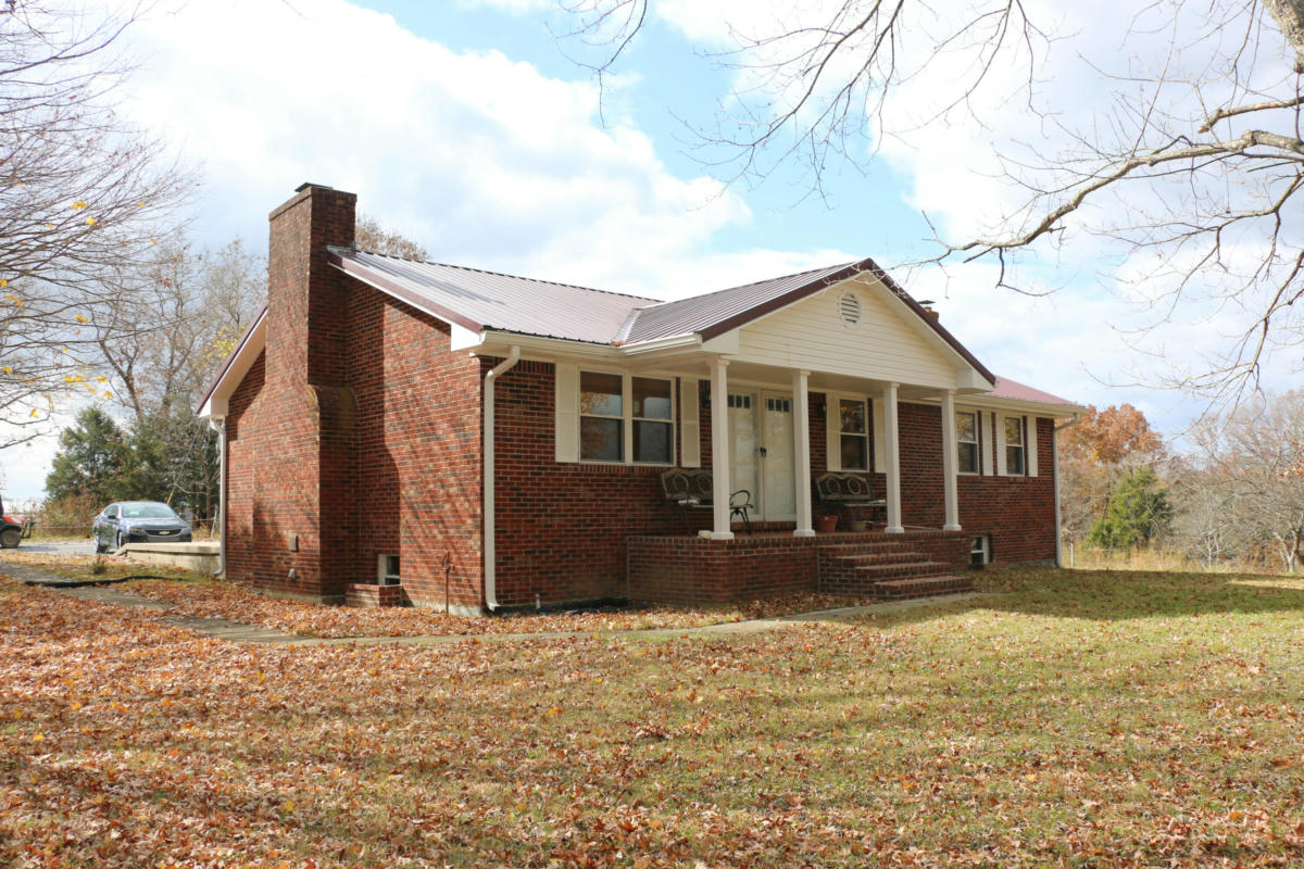 1275 OLD LOG LICK RD, WINCHESTER, KY 40391, photo 1 of 24
