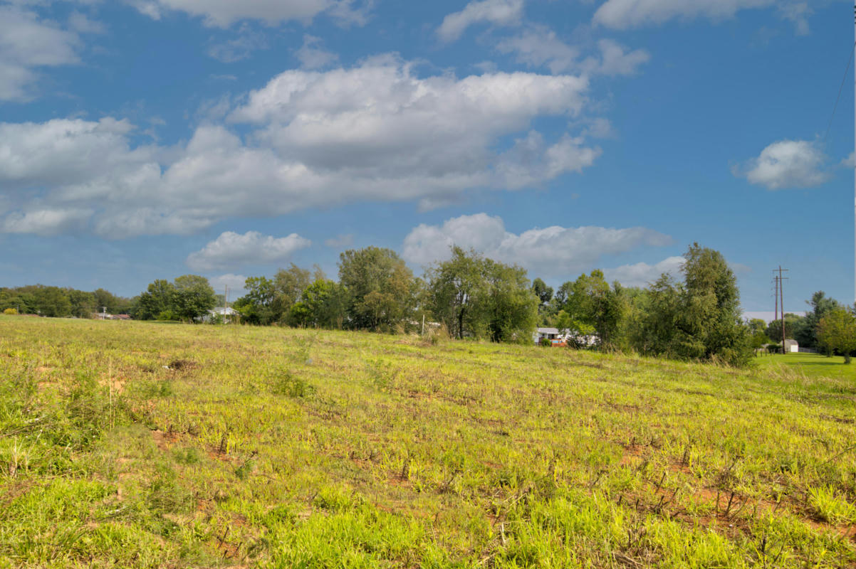 325 SANDE RIDGE LN, MT STERLING, KY 40353, photo 1 of 8