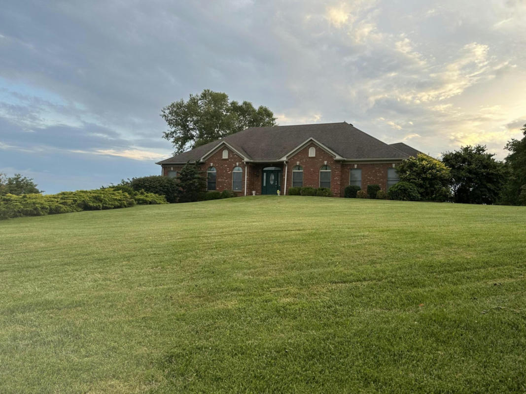 1485 MCCOWANS FERRY RD, VERSAILLES, KY 40383, photo 1 of 39