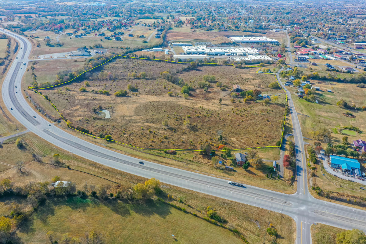 000 US-127 BYPASS HIGHWAY, HARRODSBURG, KY 40330, photo 1 of 17